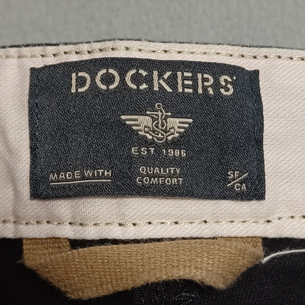 Dockers Chino Shorts Mens 48 Black 5 Pocket Flat Front Casual Cotton Twill
